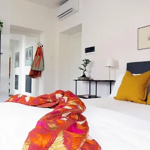 Crochat Apartment